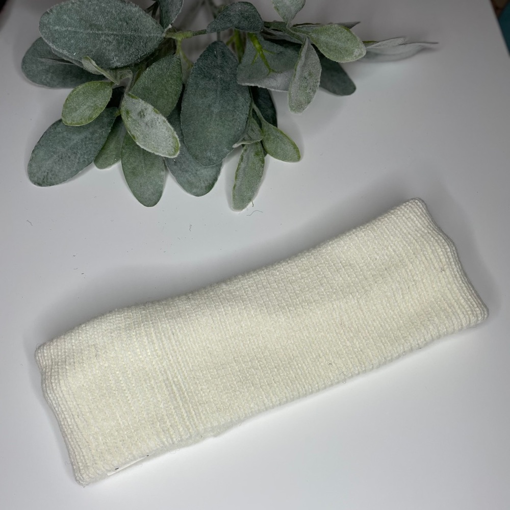Ear warmer - Picture 2 of 2